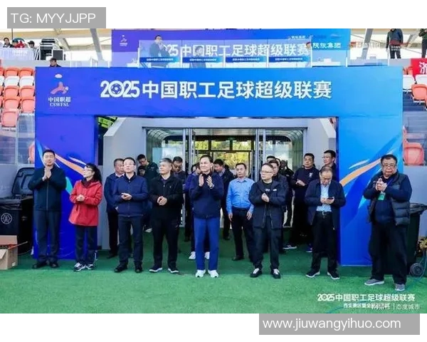 西安足球队在城市联赛中以68分稳居榜首展现强劲实力